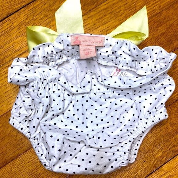 2/$22 🍋 Baby Girl Lemon and Polkadots Outfit 🍋 - Picture 3 of 6
